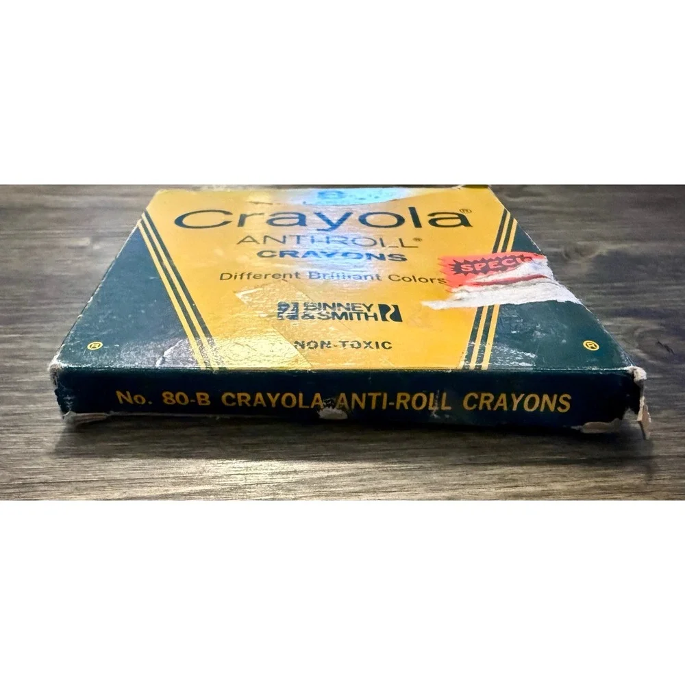 Crayola Anti-Roll Crayons Vintage Binney & Smith 8 Large Multi Fair 80-B USA